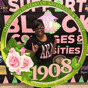 Meet your Posher, Lani